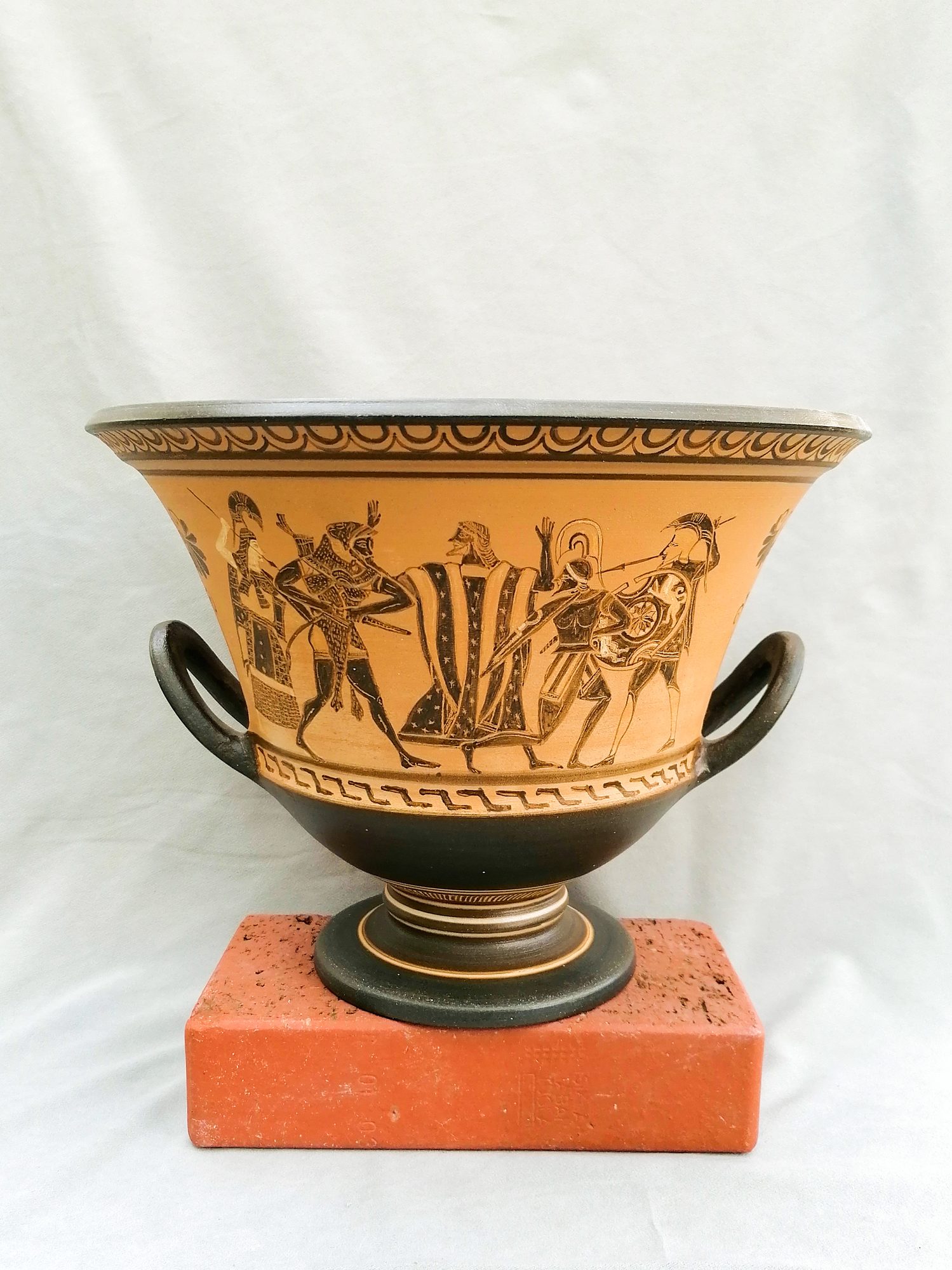 Çan Krater — görsel 1