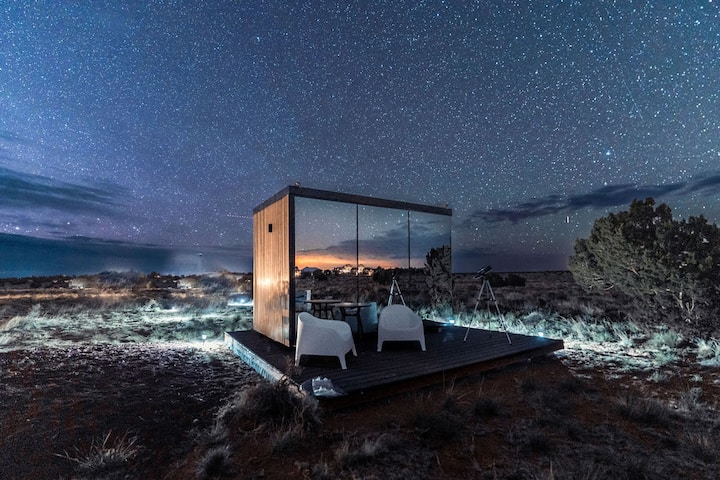 Grand Canyon Stargazing 4/Unique Mirror Home w/ AC - Tiny houses ...