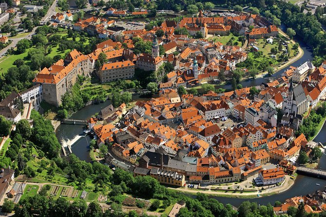 Cesky Krumlov from Prague Full Day Group Tour 2026