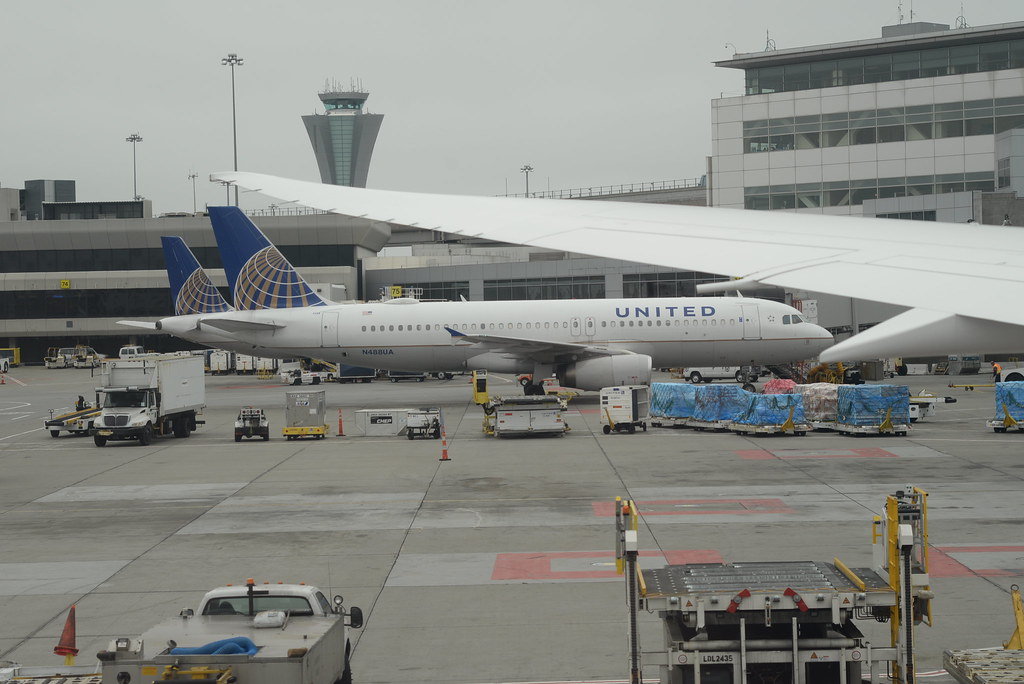 United N488UA SFO 5-29-17