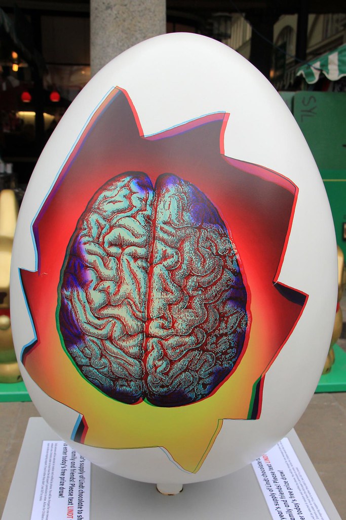 The Big Egg Hunt 2013 - Covent Garden, London