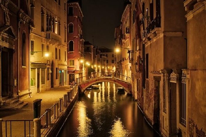 Venice Night Secrets Guided Tour from St Mark to Rialto Bridge ...