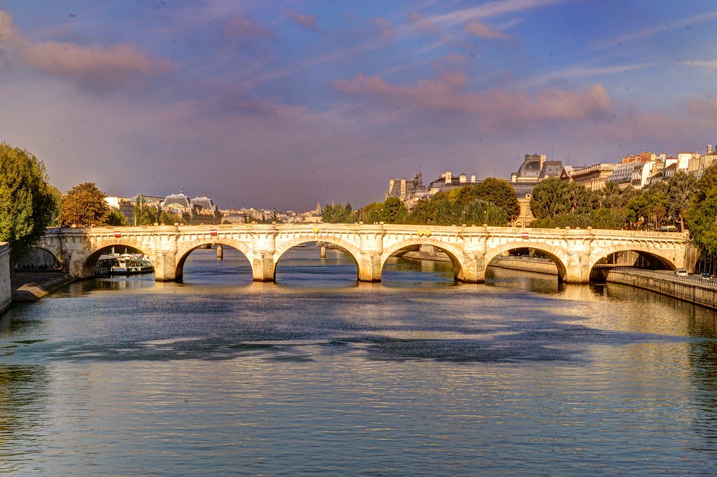 파리 센강 퐁네프 다리