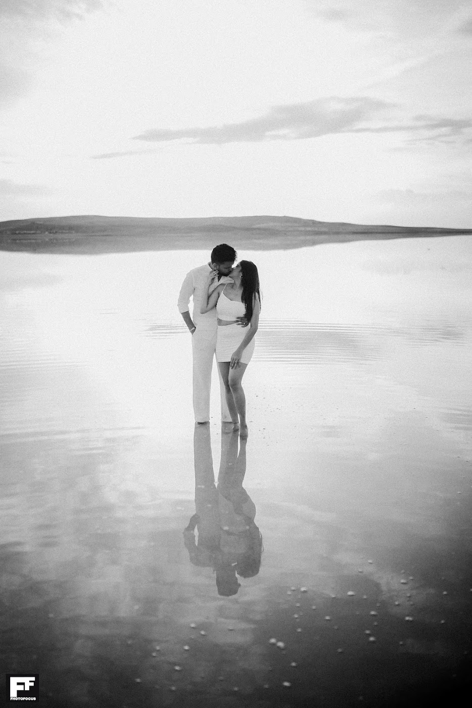 Romantic Sunset Session - Image 19