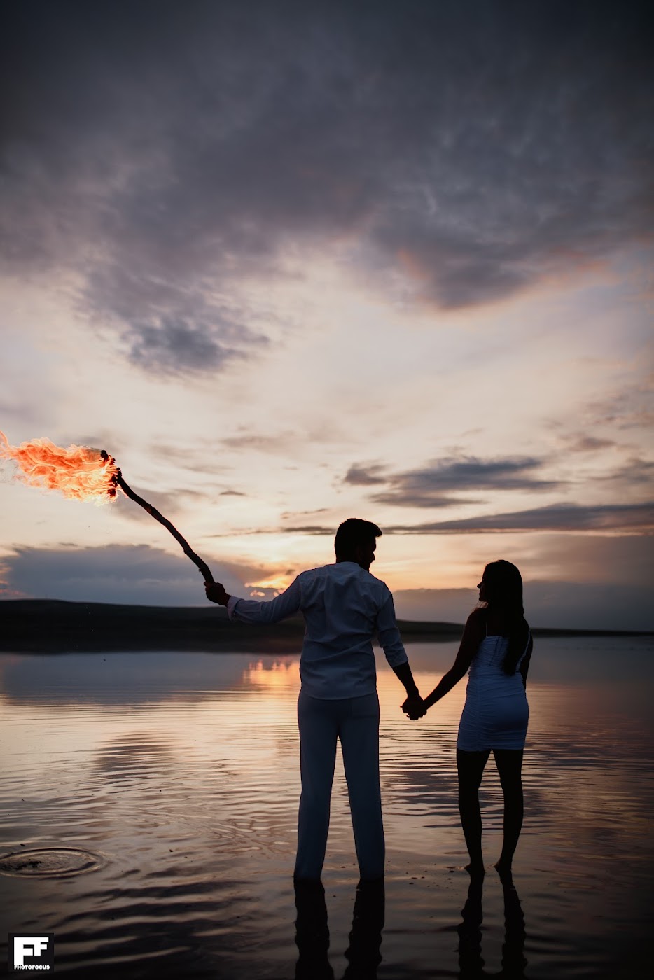 Romantic Sunset Session - Image 22