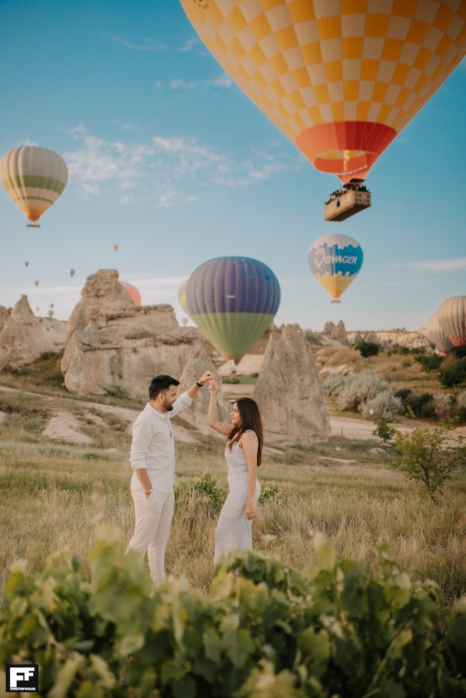 Romantic Sunset Session - Image 14