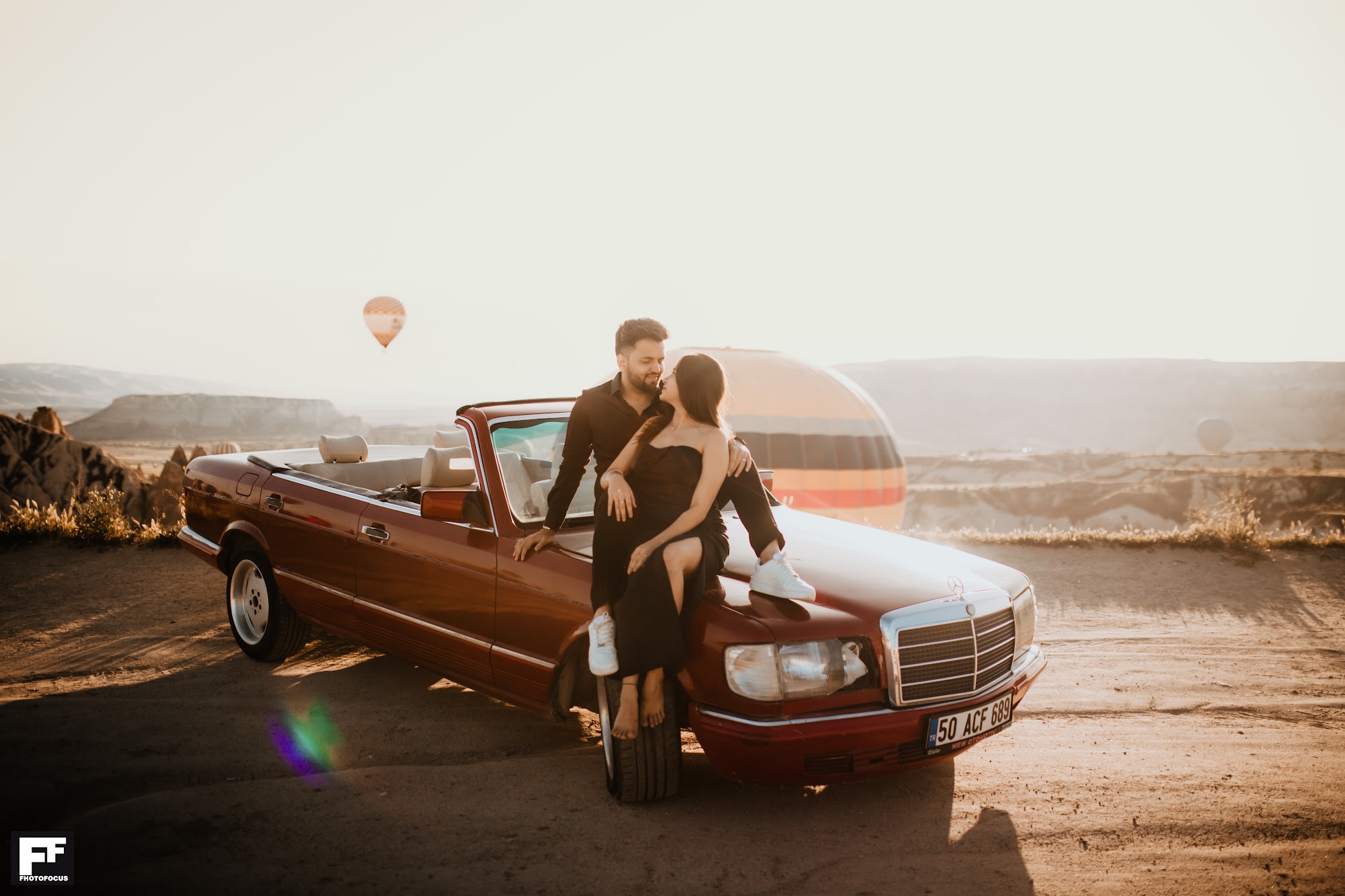 Romantic Sunset Session - Image 12
