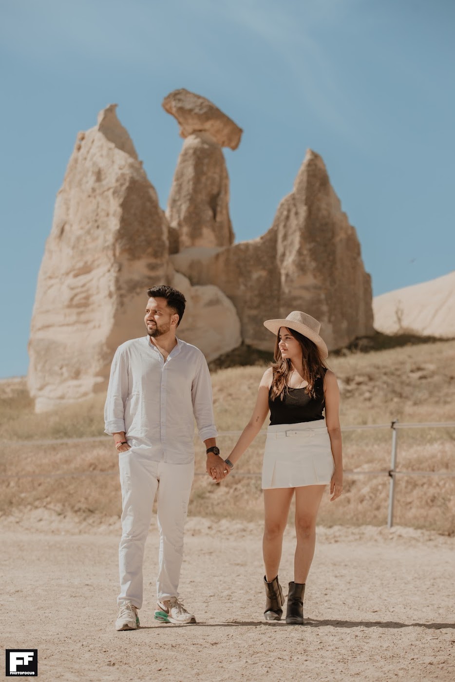 Romantic Sunset Session - Image 5