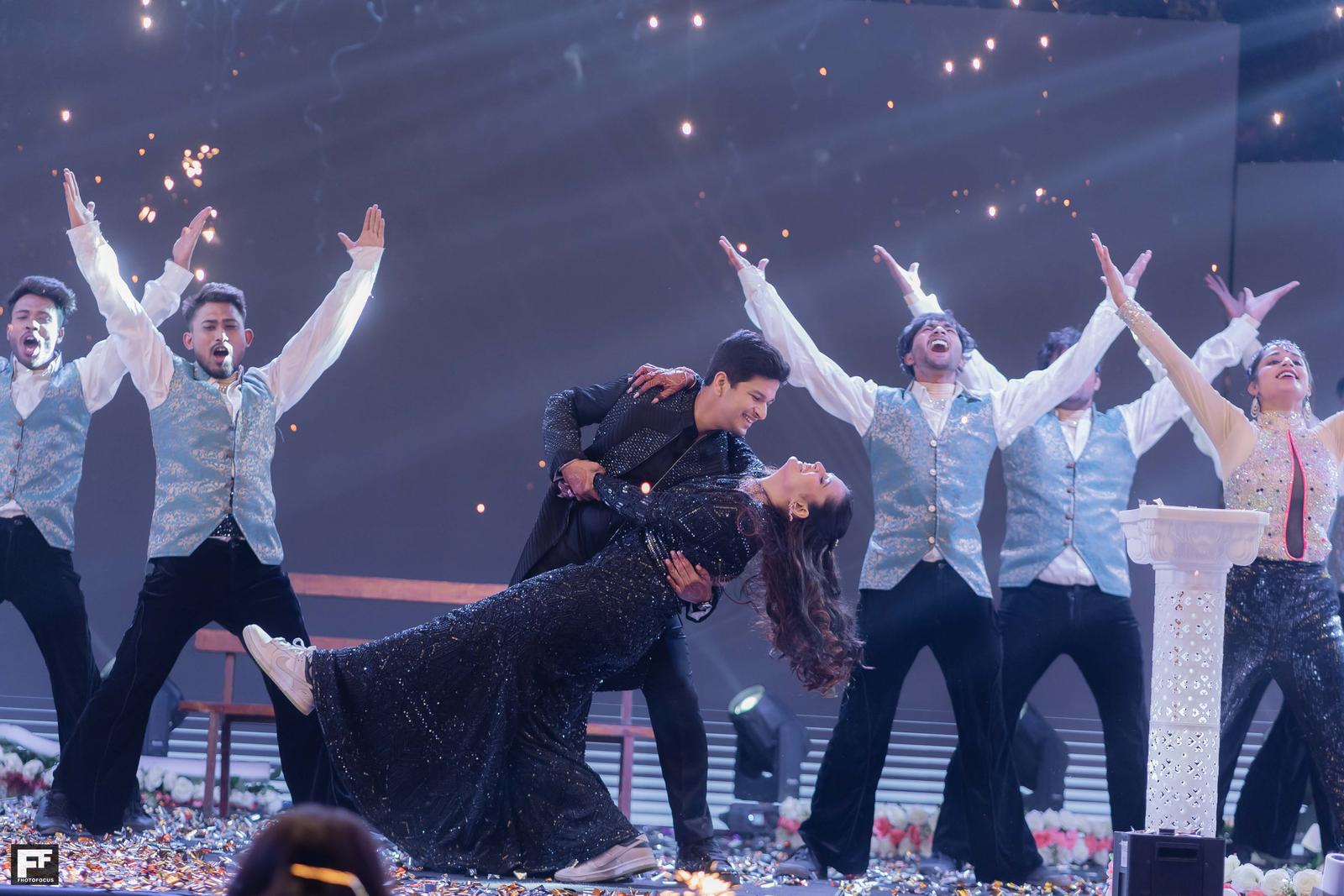 Arham  & Vidhi - Image 14