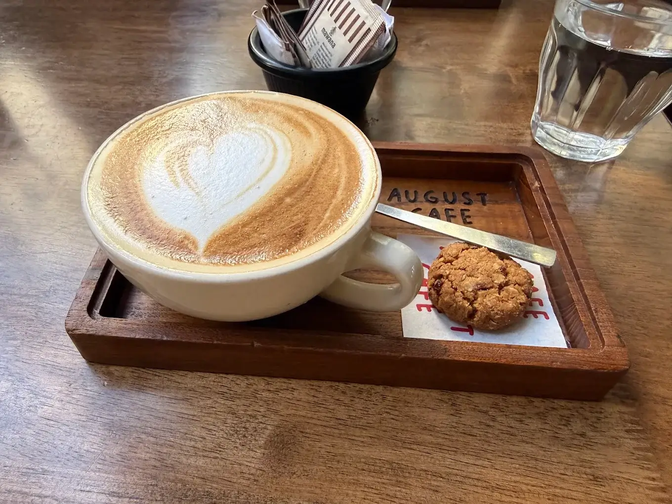 August Cafe - Deli, Bakery & Patisserie - Zomato gallery 3