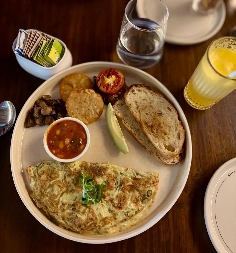 Silver Beach Cafe, Juhu, Mumbai gallery 3