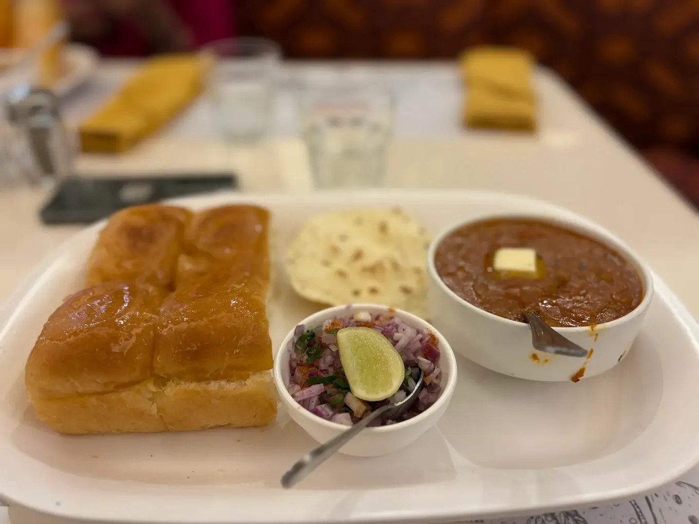 Samrat Restaurant, Churchgate, Mumbai gallery 2