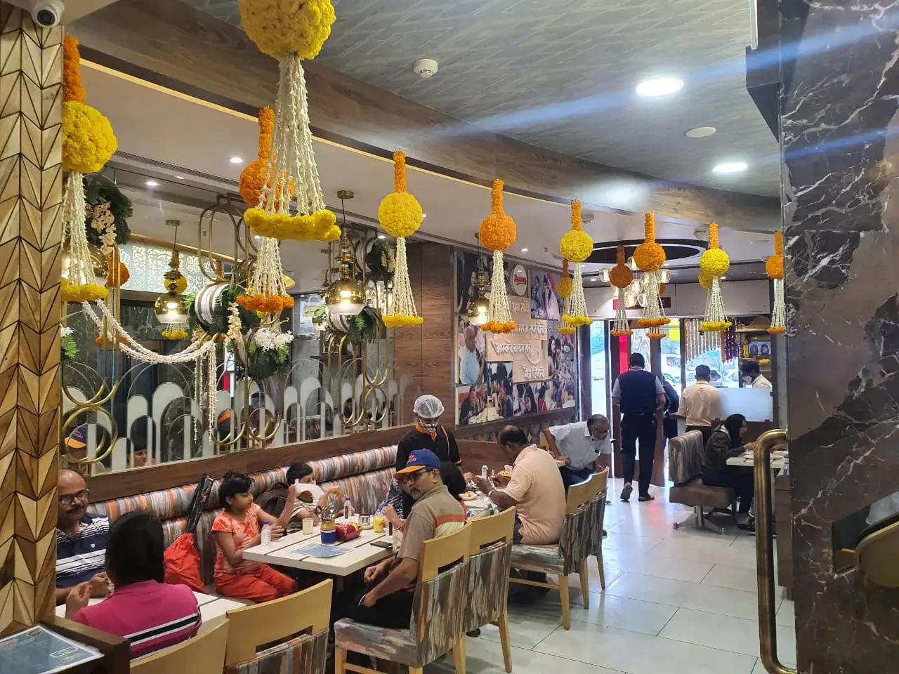 Aaswad Upahar & Mithai Grih - Dadar Shivaji Park gallery 2