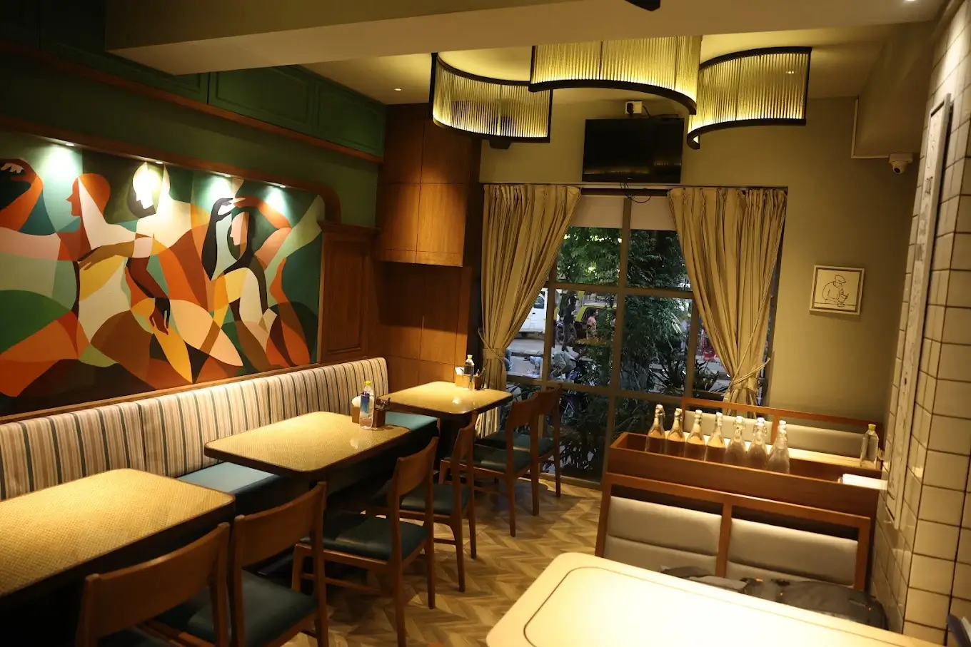Trofima Cafe & Bar, Dadar Shivaji Park, Mumbai gallery 1