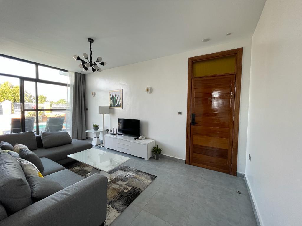 2 Bedroom Apartment for Rent with Swimming Pool & Gym in Rebero