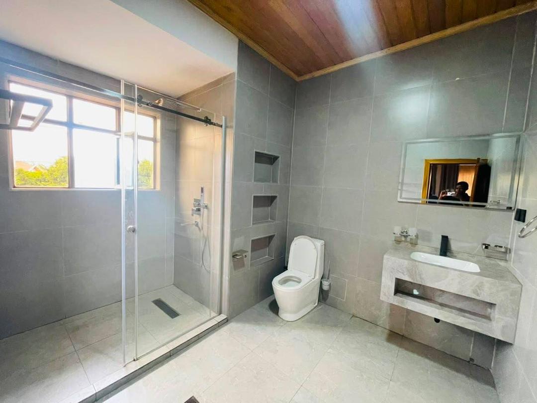 5 Bedroom House for Rent with Large Garden in Gisozi, Kigali