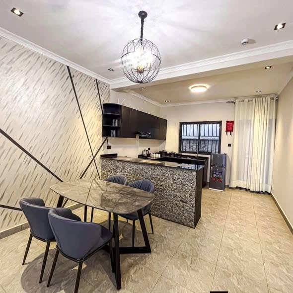 1 Bedroom Apartment for Rent – Furnished And Rooftop Access in Kagarama