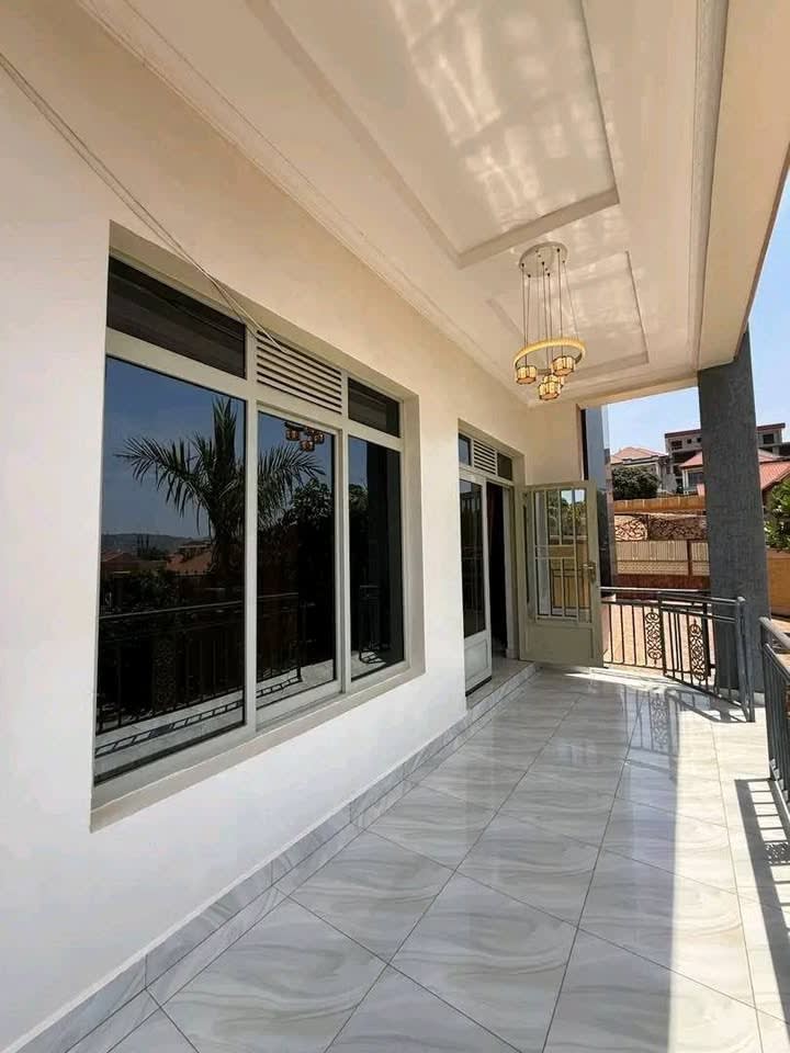 Fully Furnished 6 Bedroom House for Rent in Kibagabaga, Kigali