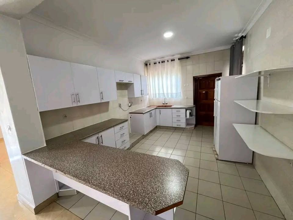 Unfurnished 5 Bedroom House for Rent in Gacuriro, Kigali