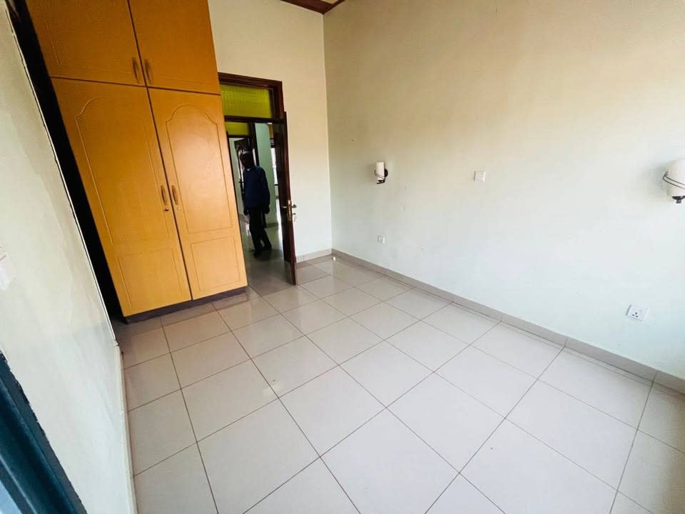 5 Bedroom Unfurnished House for Rent in Kibagabaga