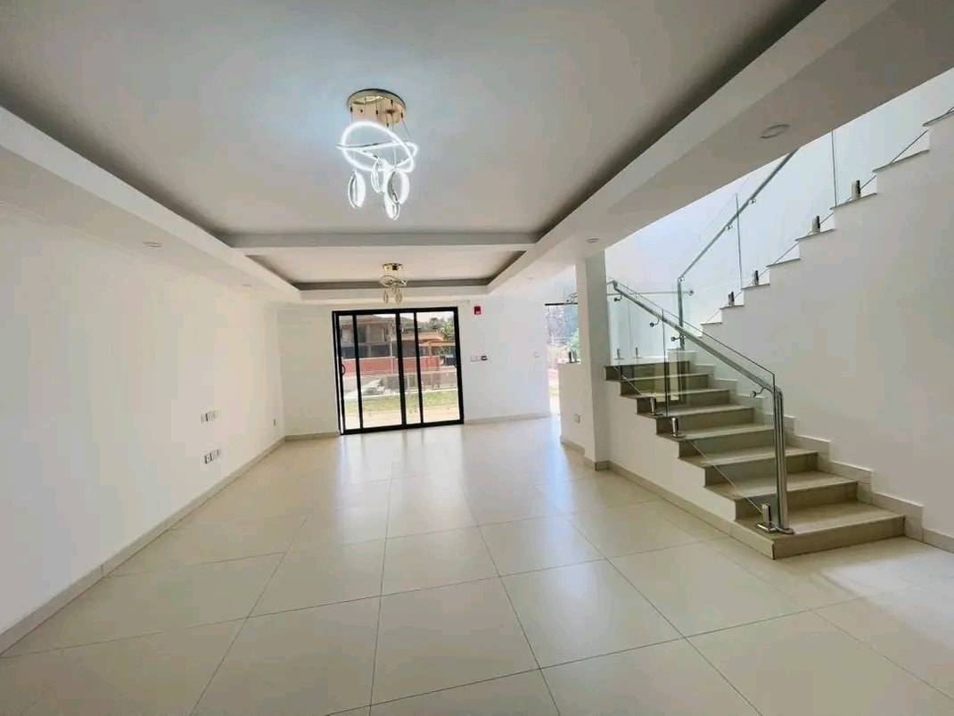 3 Bedroom Unfurnished House for Rent in Nyarutarama Near RDB