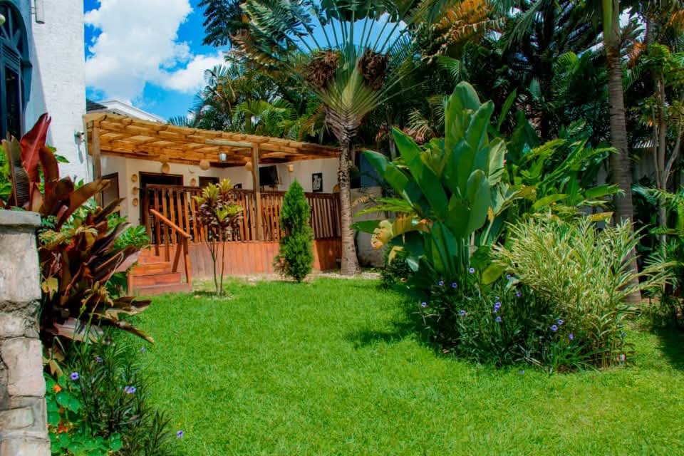 1 Bedroom Studio Apartment for Rent in Nyarutarama, Near MTN Center