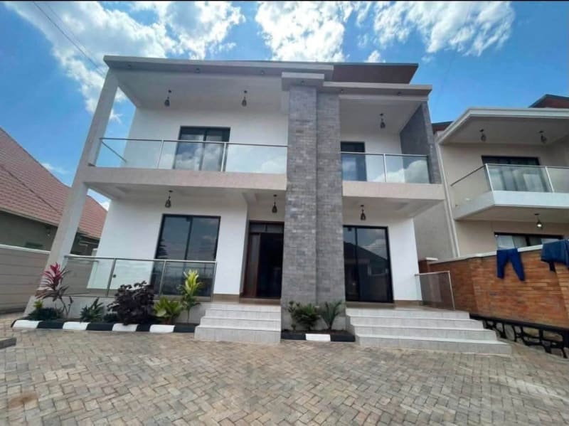 4 Bedroom Unfurnished Duplex House for Rent in Kicukiro, Kagarama