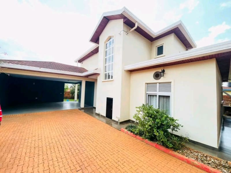 3 Bedroom Furnished House for Rent in Rebero, With Office
