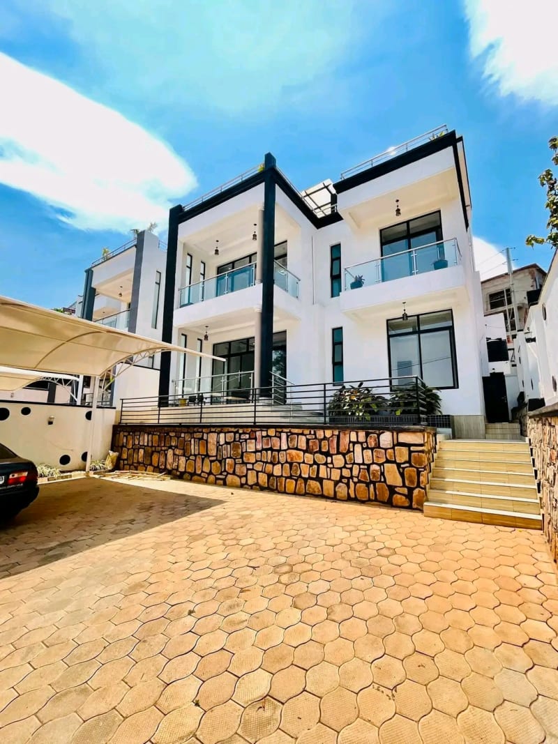 Large 8 Bedroom Family House for Rent in Kibagabaga