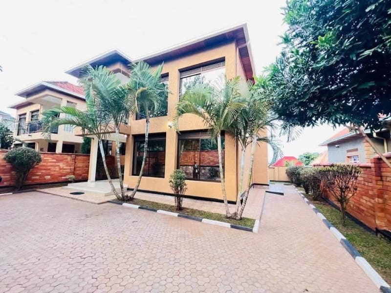 4 Bedroom Furnished House for Rent in Kicukiro, Kagarama