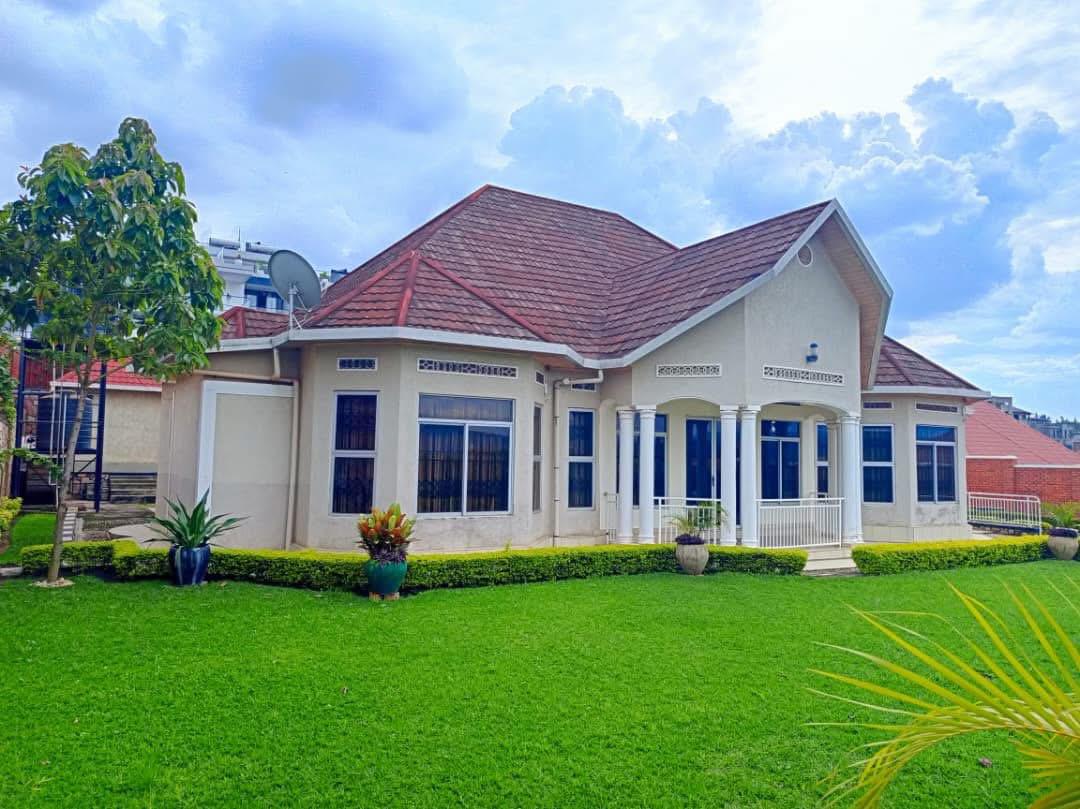 Fully furnished house for rent in Kibagabaga!