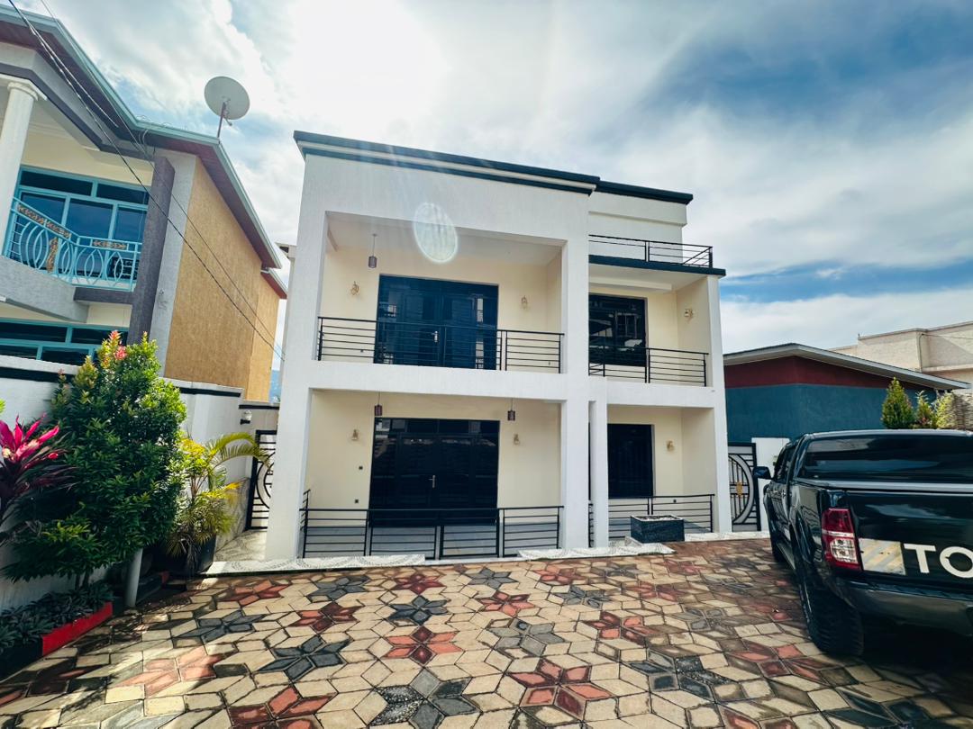 H007 Modern House for Rent in Rebero – Prime Location