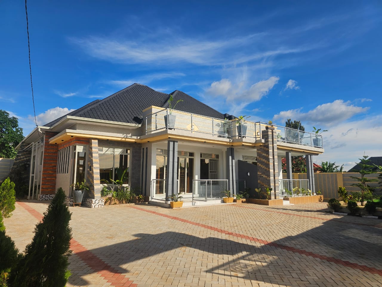 H075 BRAND NEW House for Sale in Kanombe – Busanza