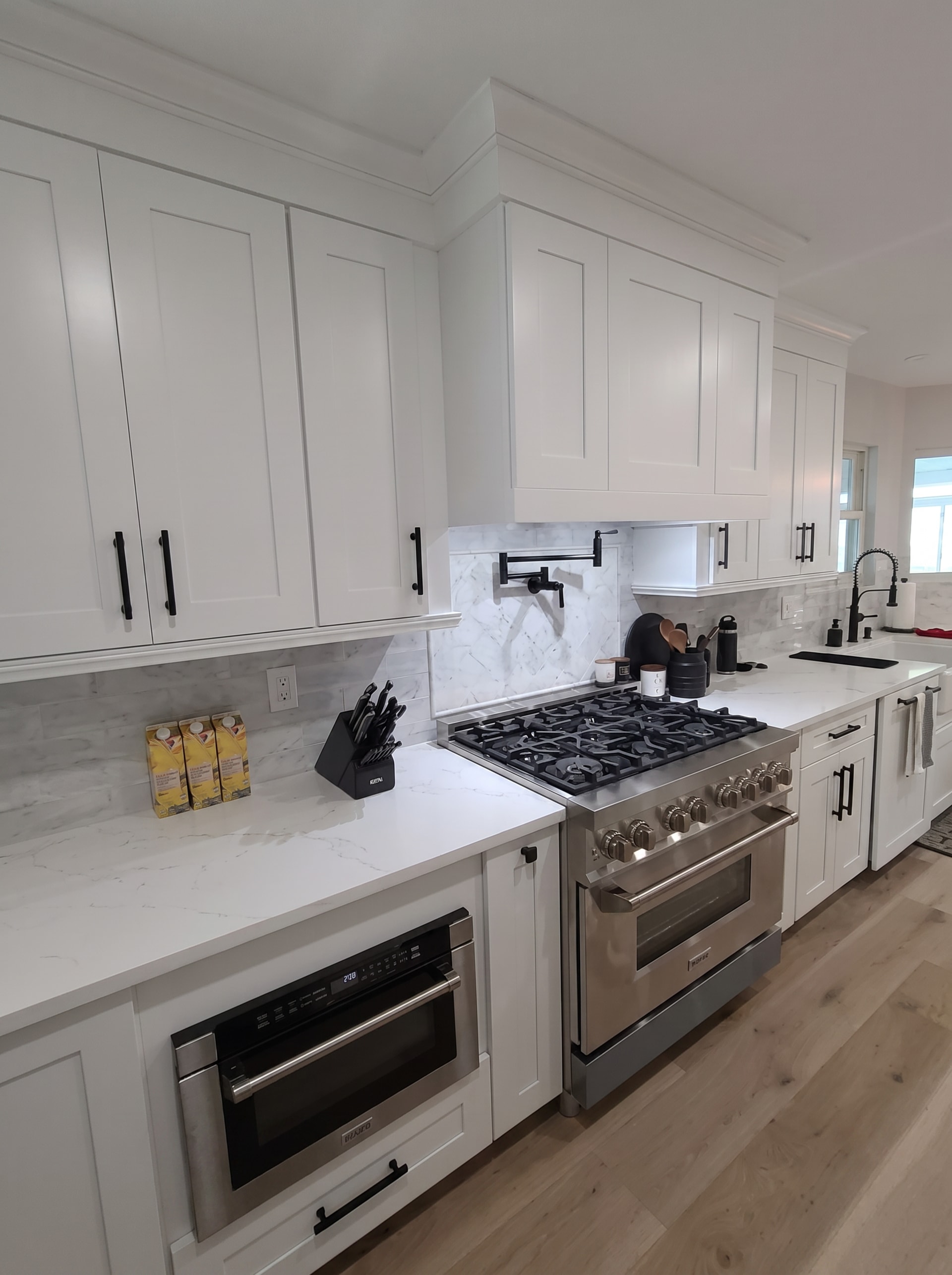 White kitchen with pot filler and gas range, AZ Home Remodeling, Maple Shade NJ