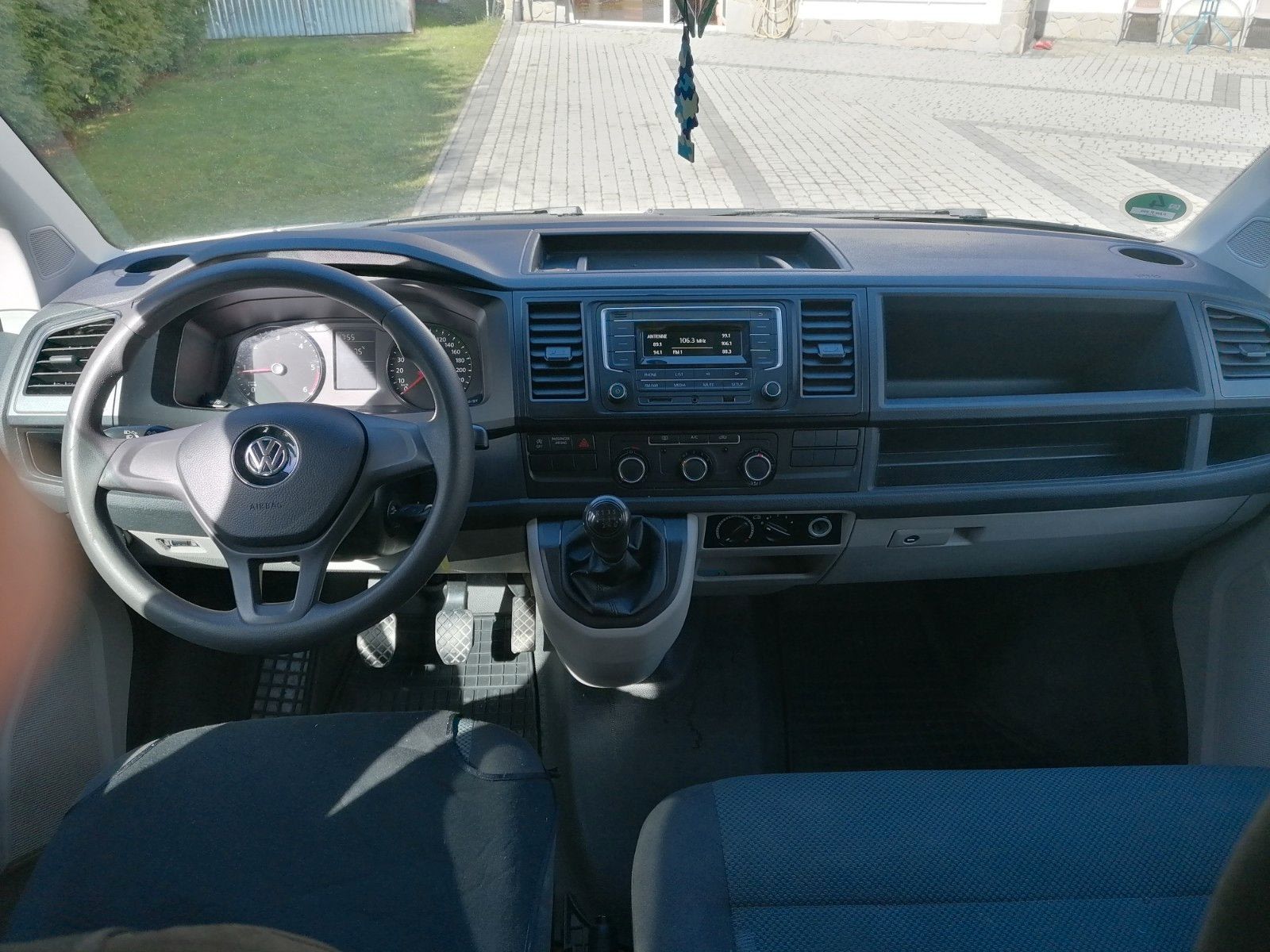 Volkswagen Kleinbus Bild 4
