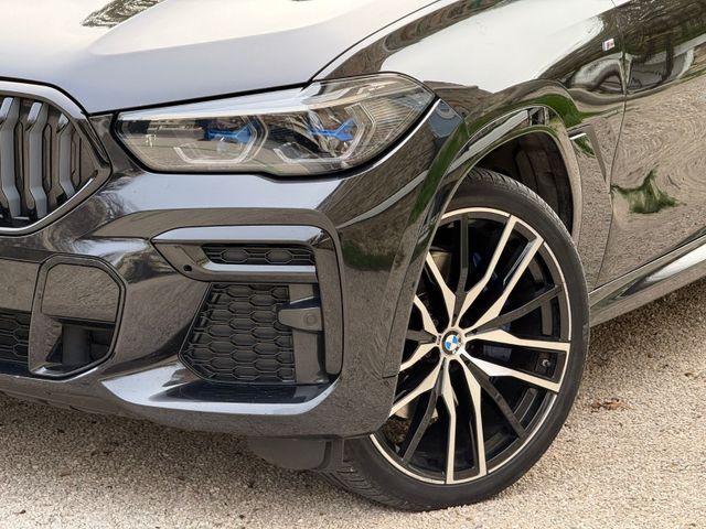 BMW SUV Bild 3