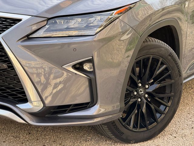Lexus SUV Bild 3