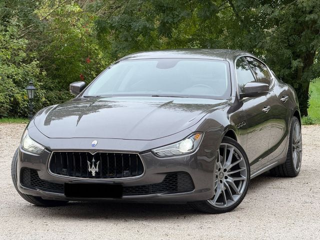 Maserati Limousine Bild 2