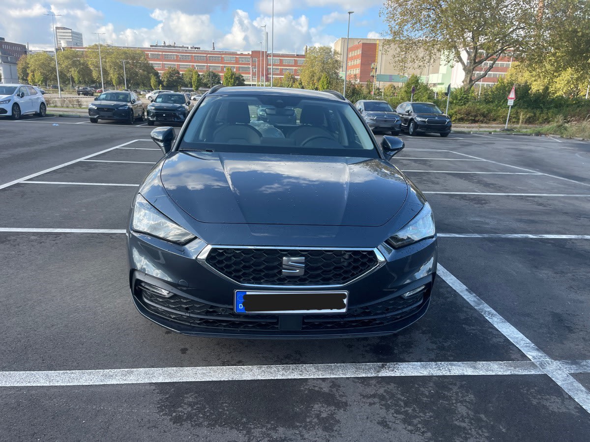 Seat Leon Sportstourer Bild 2