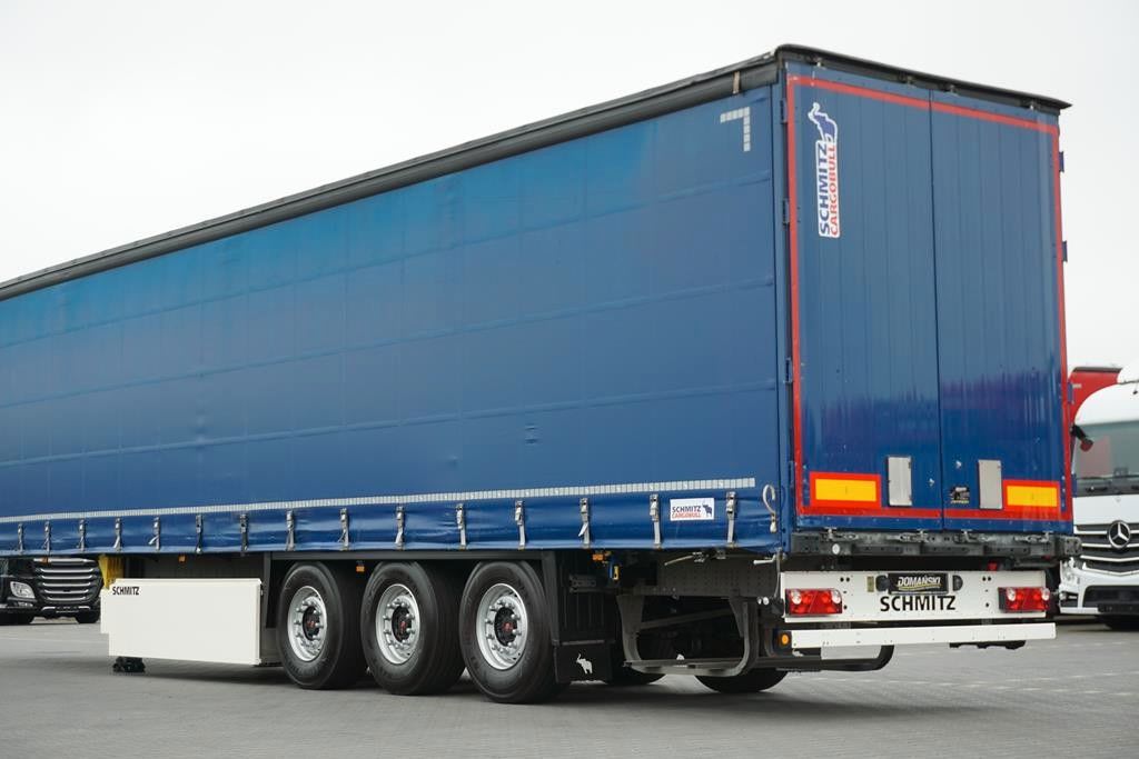 Cargobull Auflieger blau Bild 2