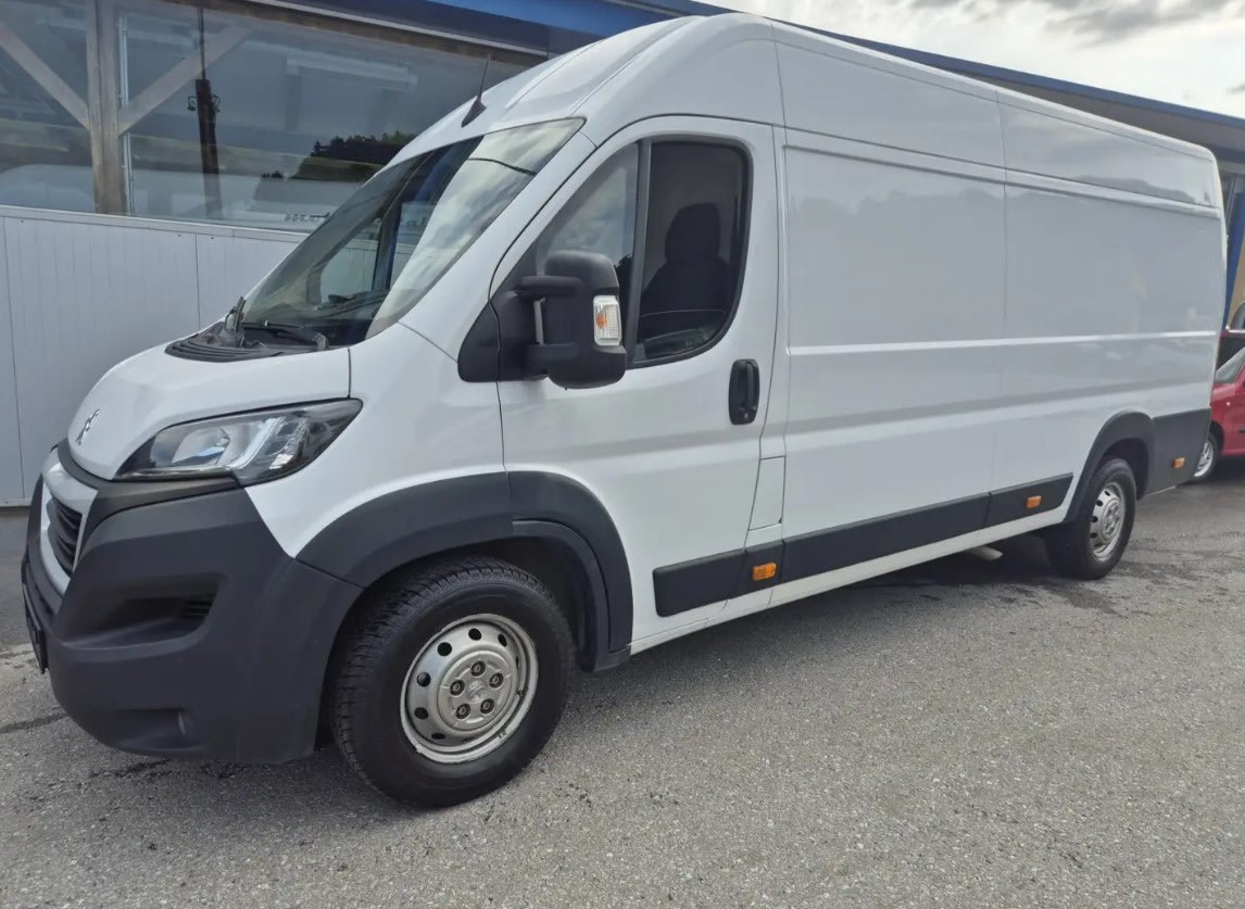 Peugot Boxer Maxi Tranporter Bild 2