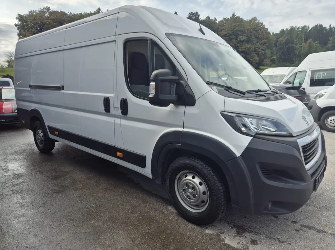 Peugot Boxer Maxi Tranporter Bild 3