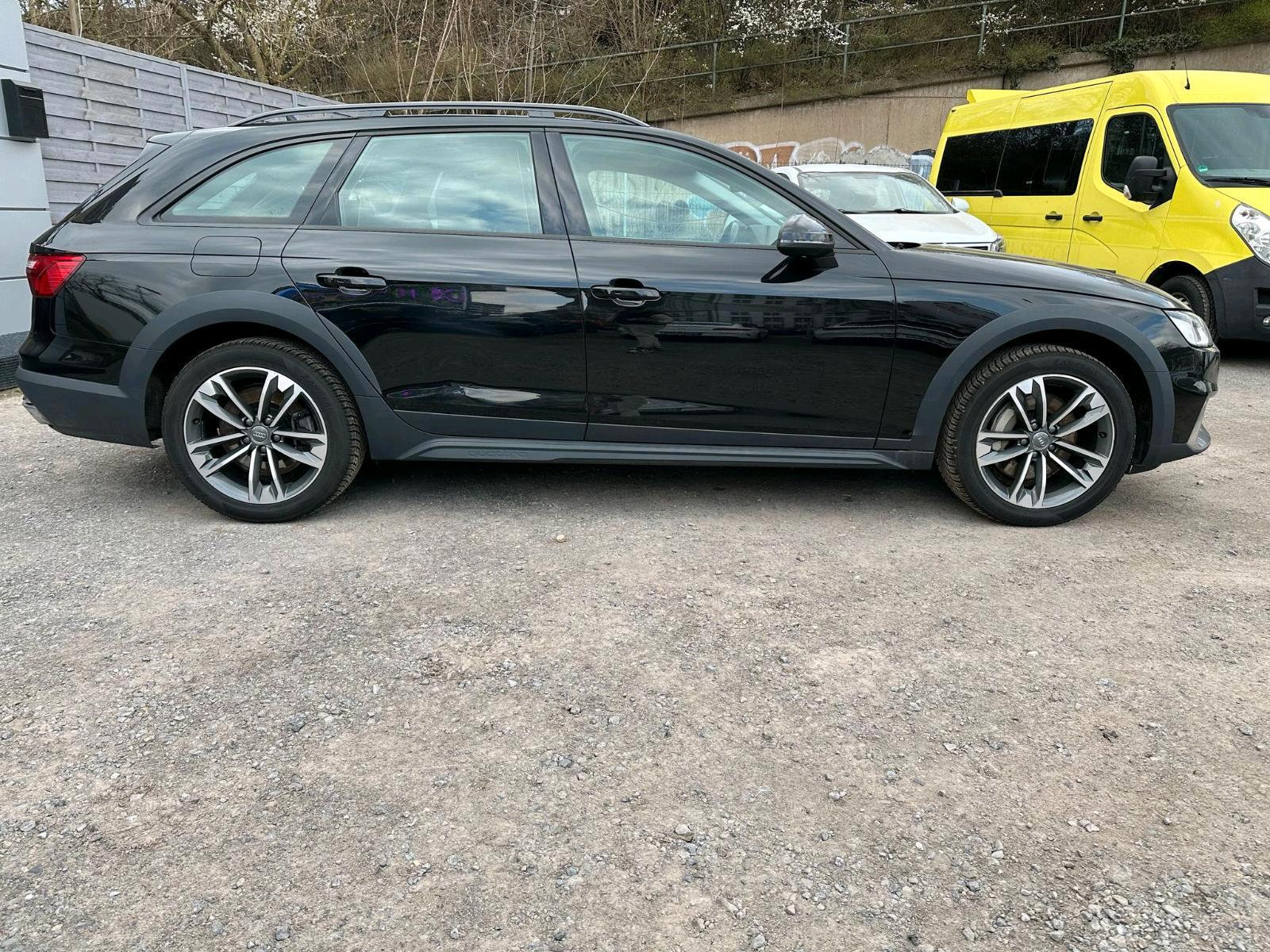 Audi A4 Allroad Kombi / Afamiacar Autovermietung Bild 6