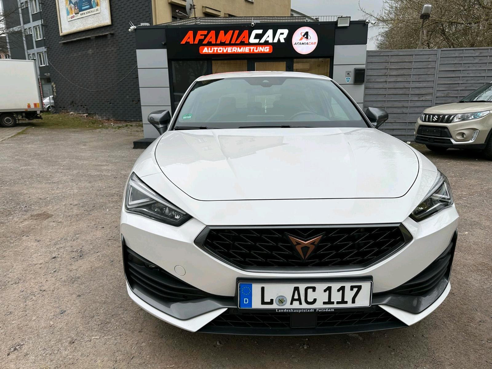 Seat Cupra / Leihwagen Afamiacar Autovermietung Bild 2