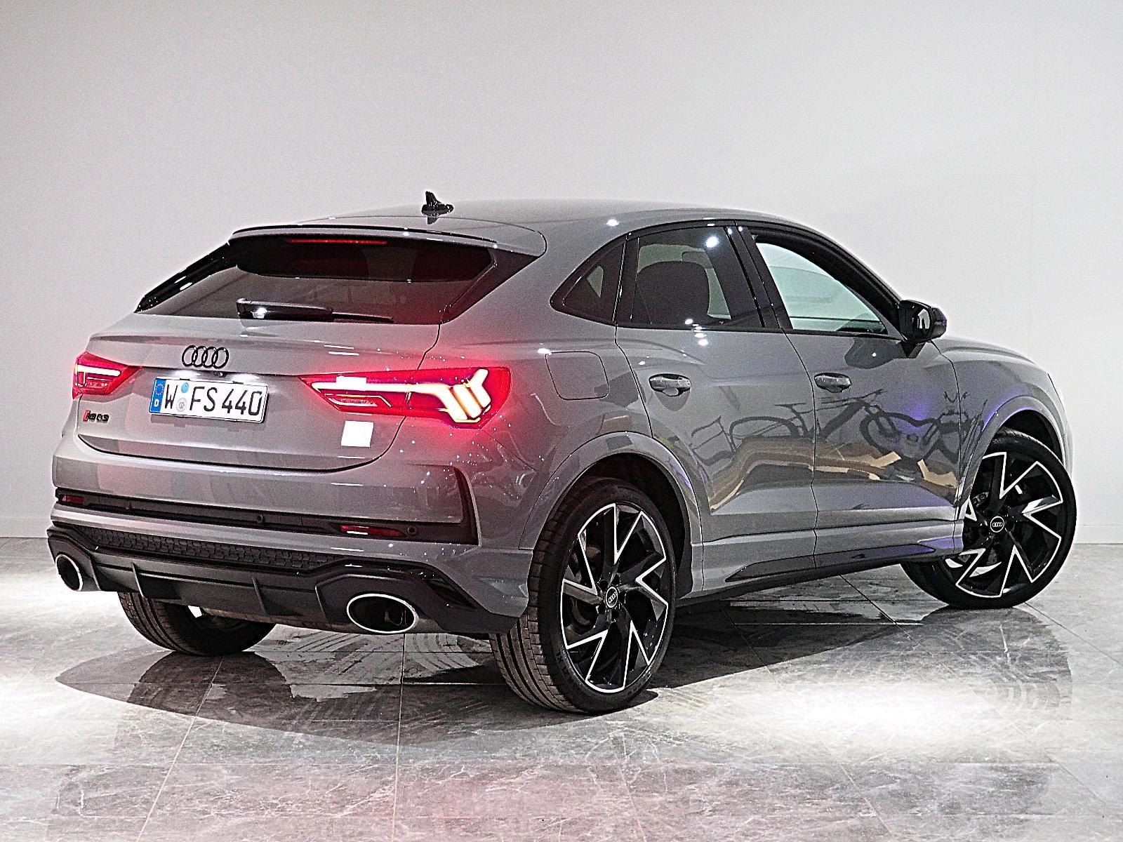 Audi SUV Bild 2