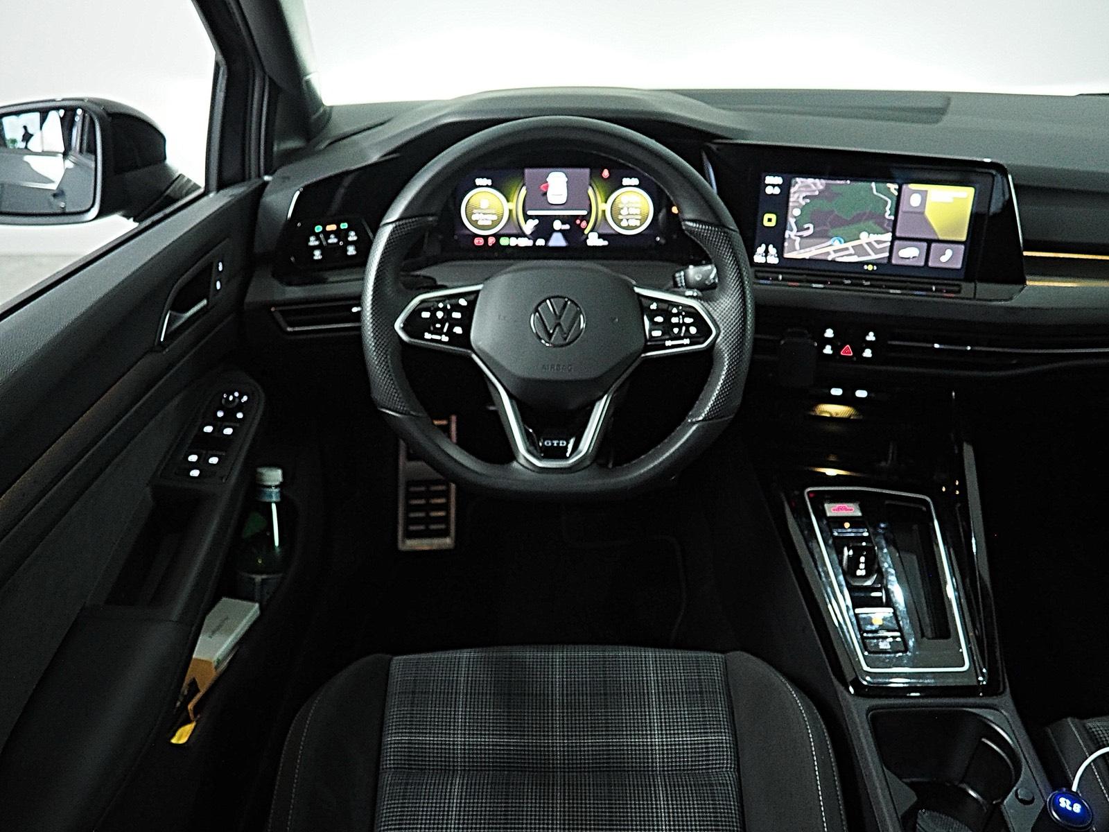 Golf 8 GTD | Autovermietung | | Abo Bild 5