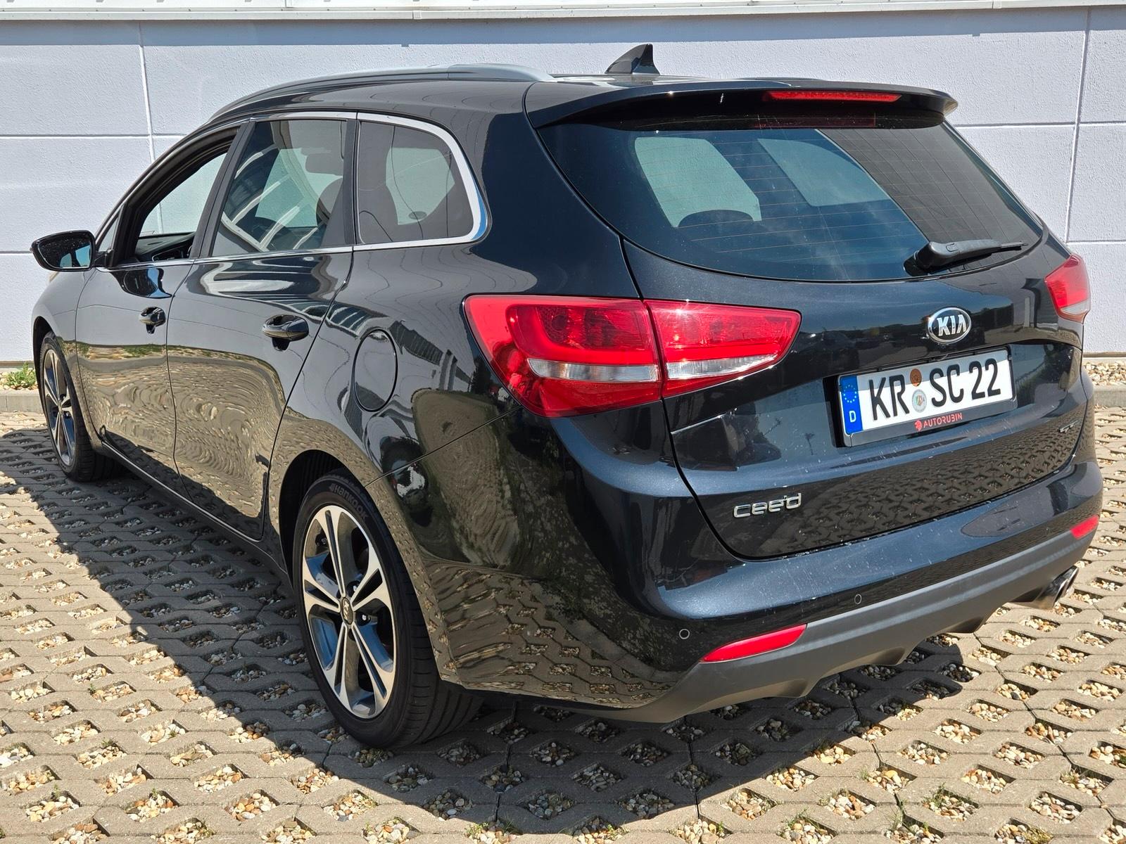 Kia Ceed GT Diesel Automatik Autovermietung Bild 5