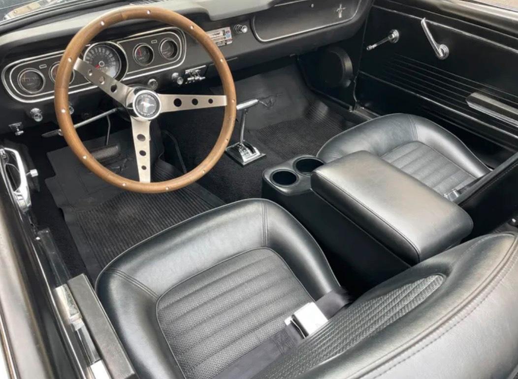 Ford Cabrio Bild 4