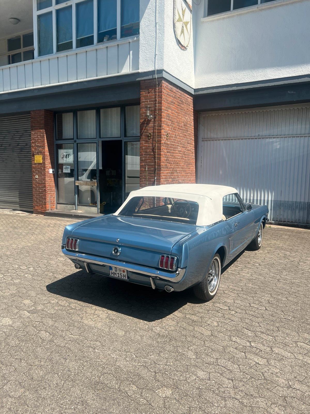Ford Cabrio Bild 3