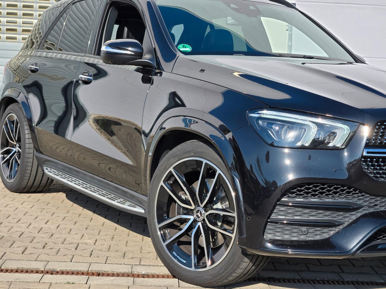 Mercedes-Benz SUV Bild 6